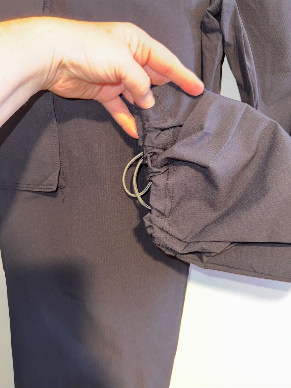 Fabletics Heights Cargo Pants in Navy, Size S - Picture 7 of 8